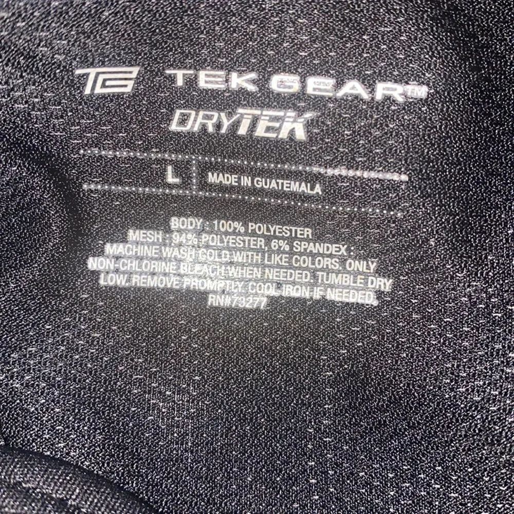 ✨ Tek Gear® Mesh Inset Base Layer Tank✨ - Picture 4 of 6